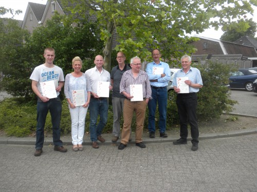 geslaagden examen honingkeurmeester mei 2014 te Doetinchem.JPG