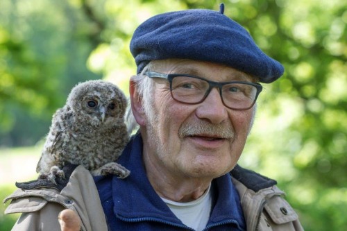 &quot;Weer eens wat anders dan zitten op een tak en takkeling genoemd te worden&quot;.